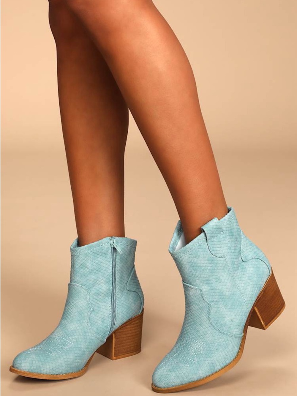 NWT Dirty Laundry Unite Snake Ankle Booties
